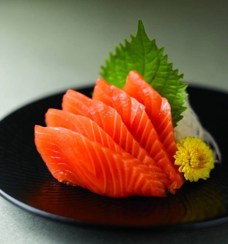Sashimi salmone 6 pz