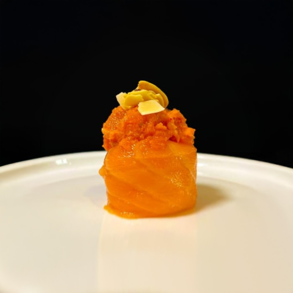 Gunkan spicy salmone 1 pz